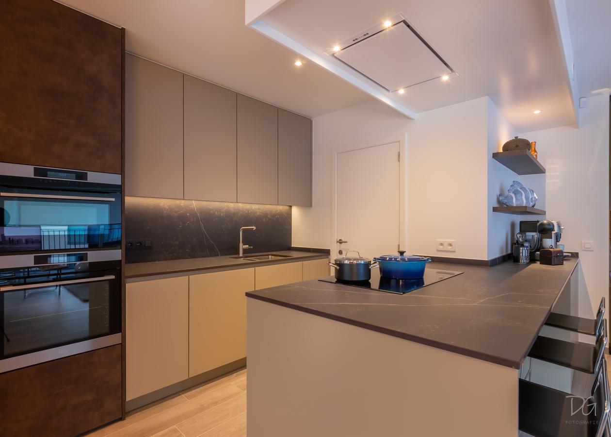 Design Appartement Empire Oostende エクステリア 写真